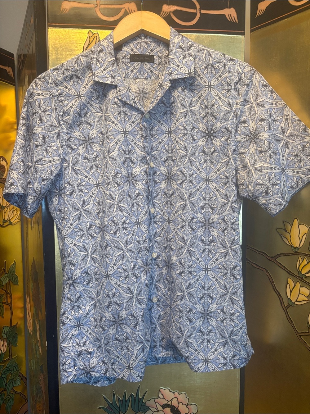Saks Fifth Avenue Blue & White Geometric Short-Sleeve Button-Down Shirt